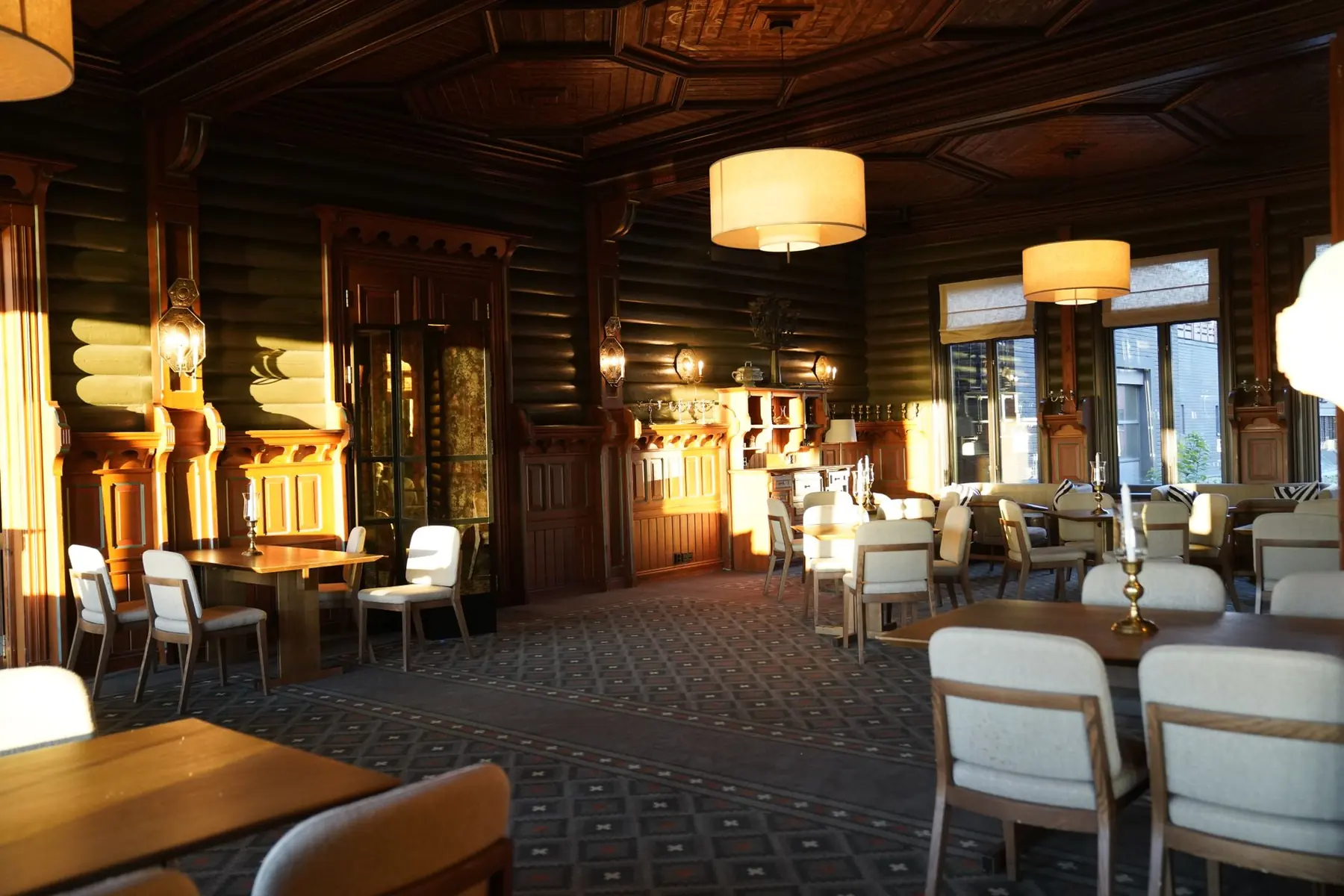 The VIP Salon